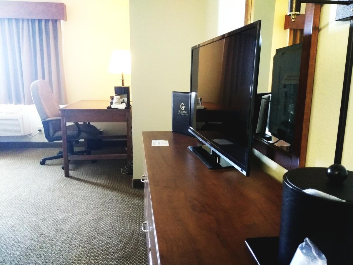 Madelia Hotel & Suites 외부 사진